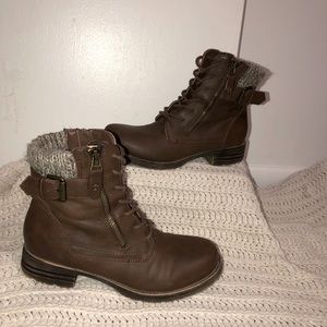 American Eagle Brown Knit Cuff Boots Size W7.5